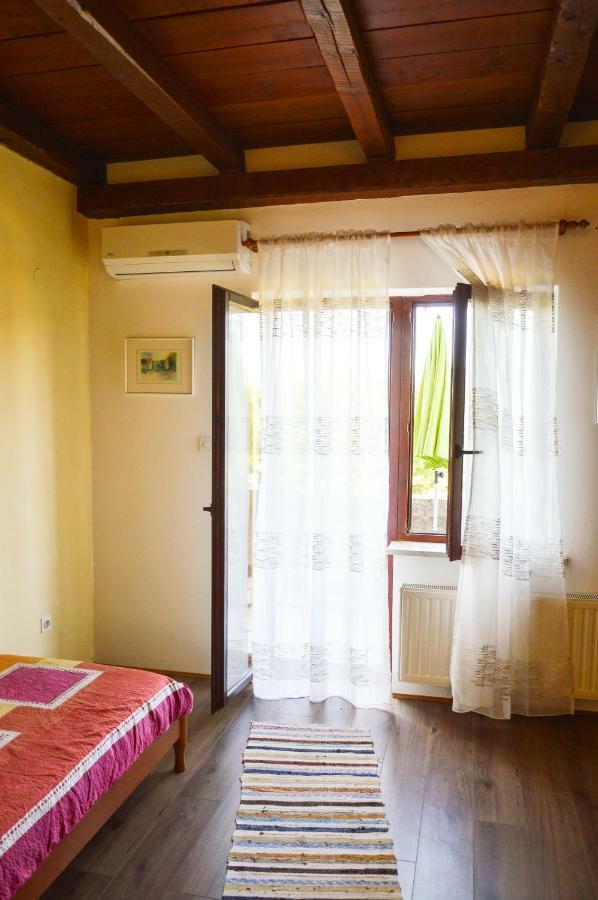 Apartment Zoja Pinezići Esterno foto