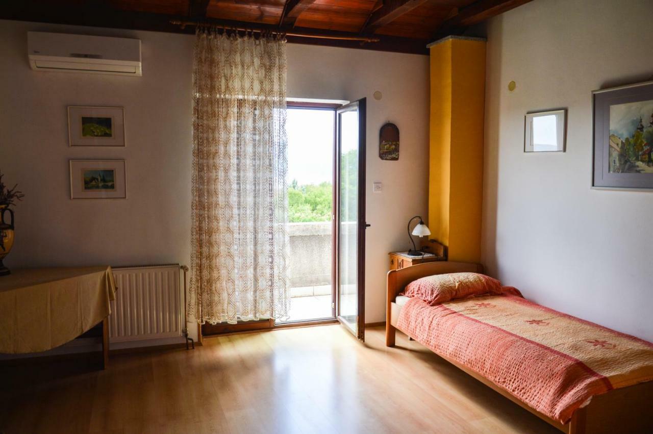 Apartment Zoja Pinezići Esterno foto